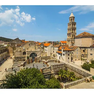 **** Guest house Palace Tower View Croatia